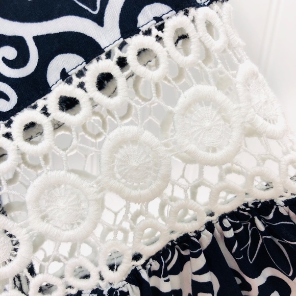 Navy Blue/White Summer Shirt Size SP Crown & Ivy - Picture 4 of 8